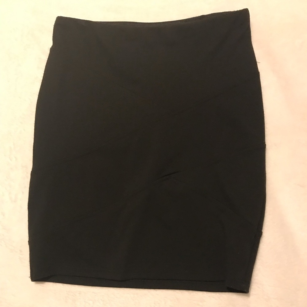 Casual Skirt by 2b bebe